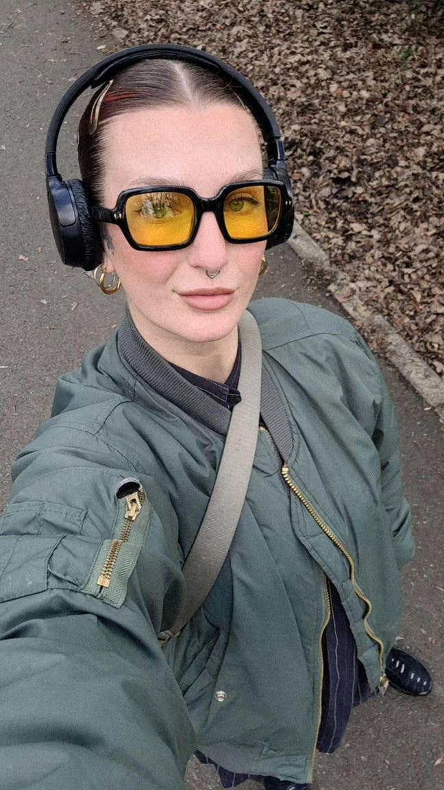 professional seeking house share in Manchester  Main Photo