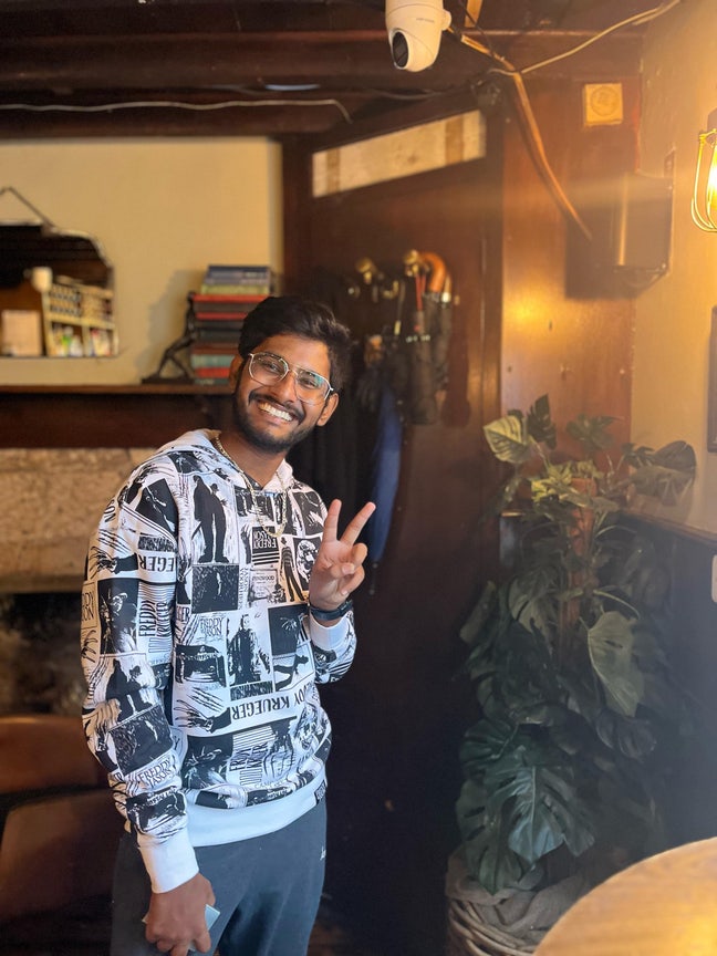 I’m male aged 24, ATM I’m working full ti... Main Photo