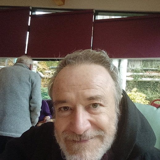 Permanent Retreat ,Relax, Holistic Lifestyle. Main Photo