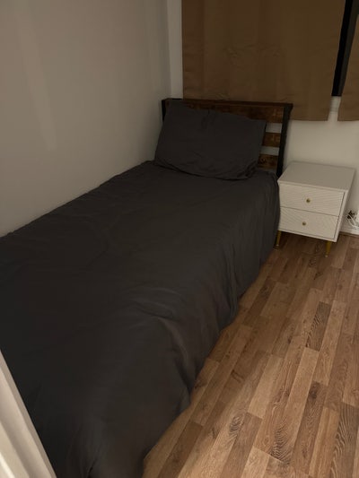 Single Room  Main Photo