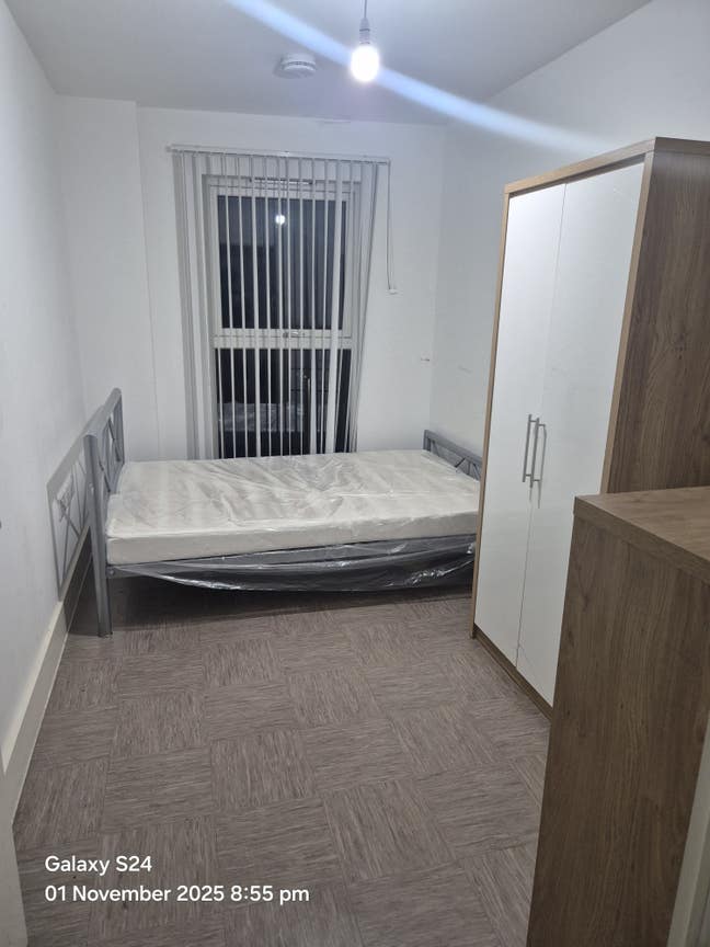 Double room to let Main Photo