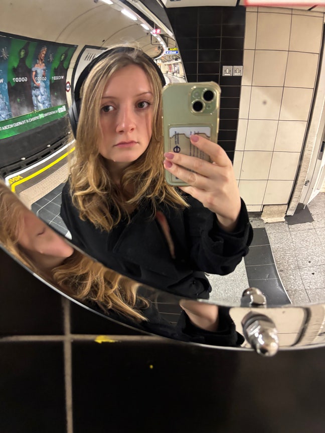 Double room wanted Main Photo