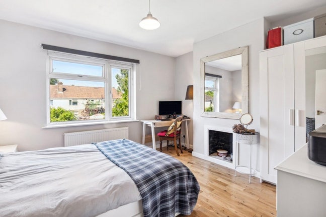 Double bed room in twickenham for rent Main Photo