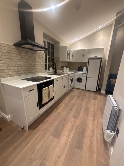 1 Bedroom New Build Beautiful Home Main Photo