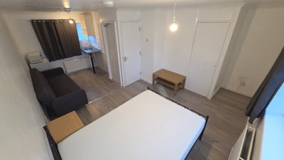 Studio Apartment with Private Kitchenette ALL BILL Main Photo