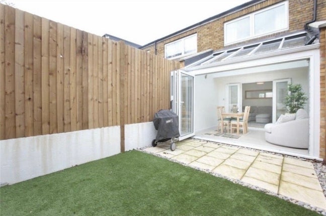 Double room near Clapham Junction &Wandsworth Town Main Photo