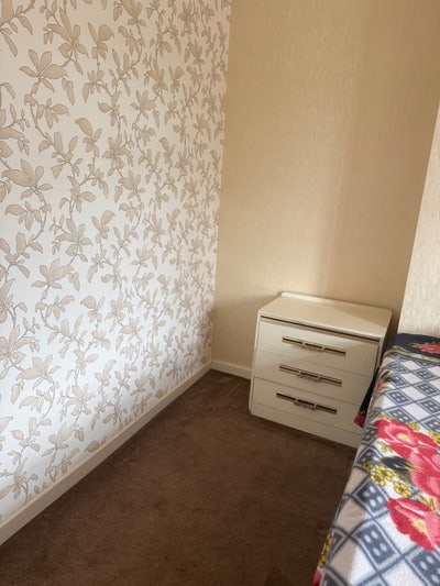 Room to rent  Main Photo