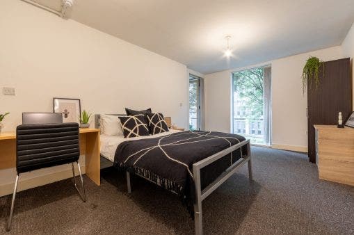 1 Bed Flat Available in Manchester Main Photo