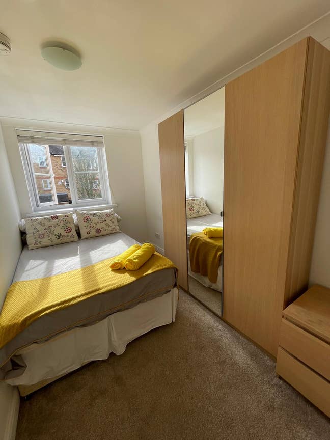 Dbl Room  - 5 min walk MUDCHUTE Station Main Photo