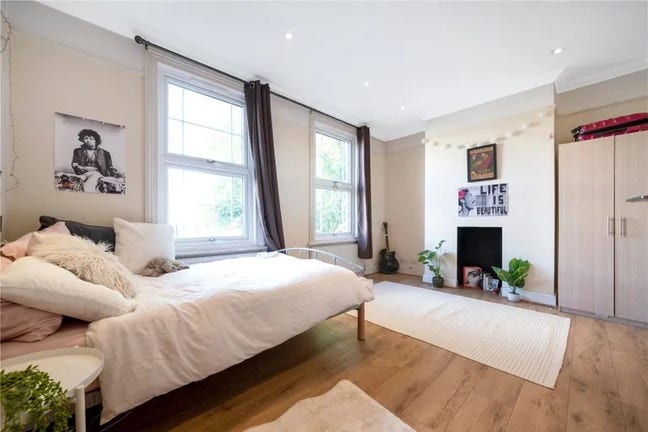 Huge Double Ensuite | Top Location | BILLS INC! Main Photo