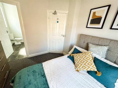 Modern Shared House, Brereton Ave, Cleethorpes Main Photo