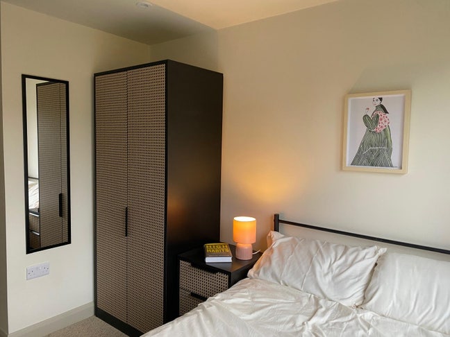 ✨ Stylish En-Suite Rooms In Brand New House ✨ Main Photo