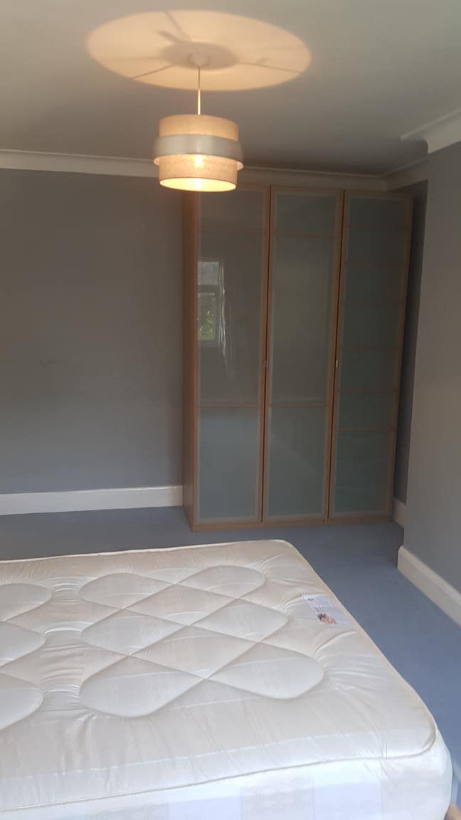 Beautiful and Cosy Large Double Room for Rent Main Photo