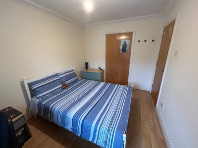 Spacious Ensuite Double Room  Main Photo