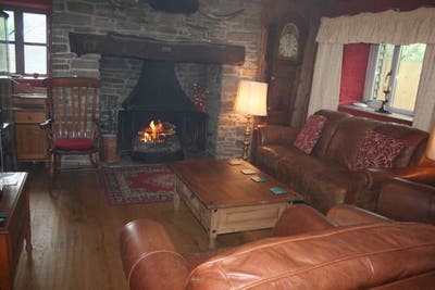 Spectacular Barn Cottage  Main Photo