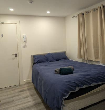 Studio Flat is available for rent in - BR5 4LT Main Photo