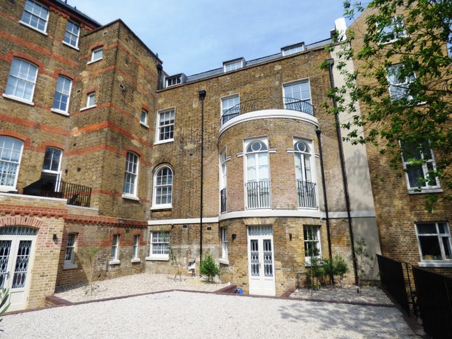 Stunning 2 bed Convent Conversion, Homerton, E9 Main Photo