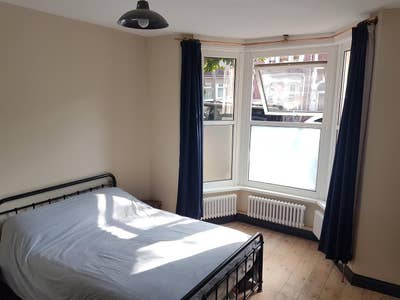 Lovely 2-Bed Garden Flat in Eastville – Available  Main Photo