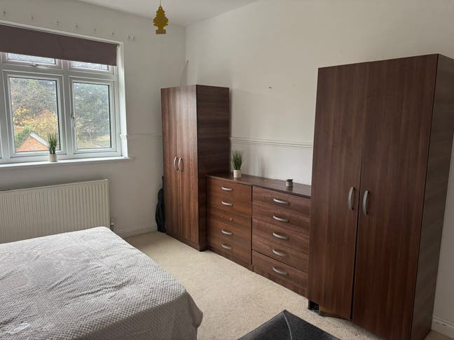 A spacious double room is available Gants Hill  Main Photo