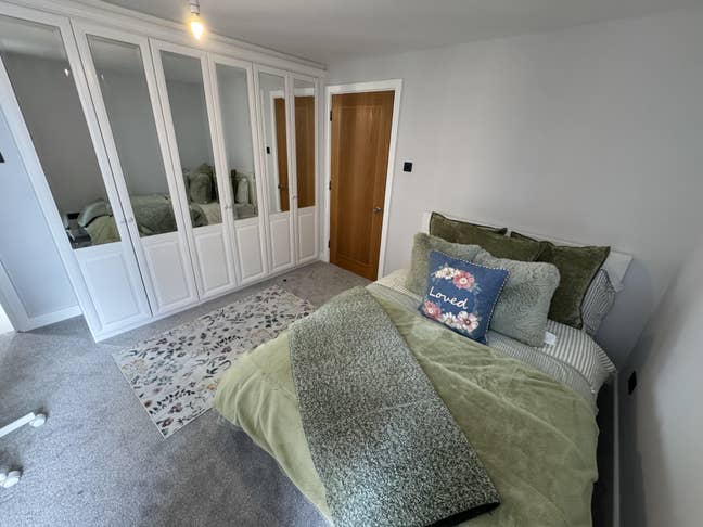 🌿 Premium Ensuite with Park Views | Gym ALL IN Main Photo