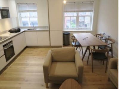 E1 - Professional tenant wanted  Main Photo