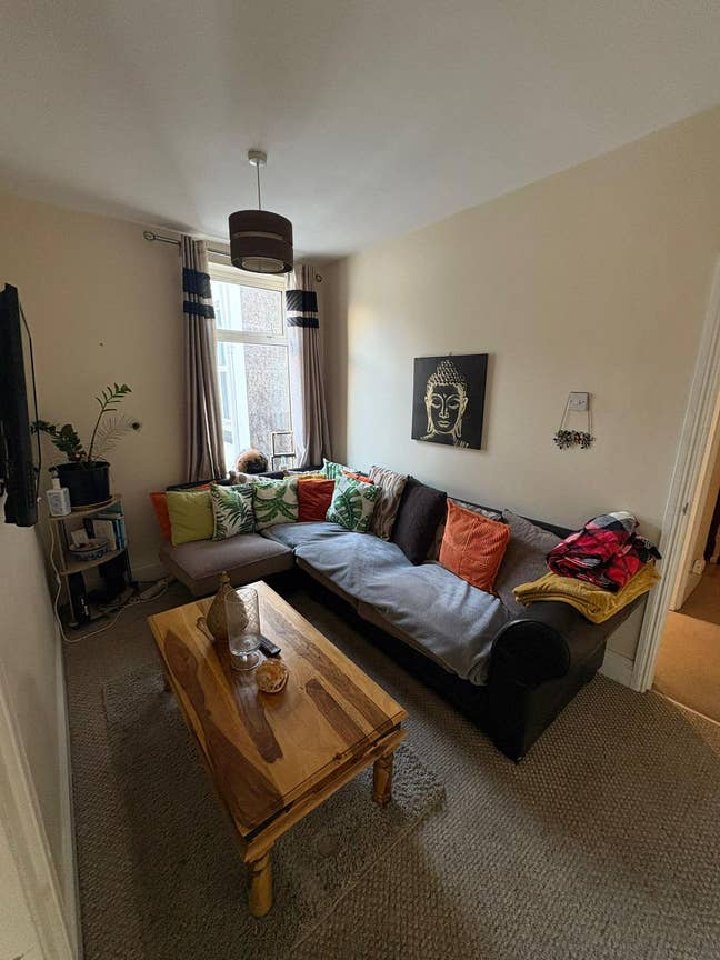 Large Double Room – Lipson – &pound;495 Main Photo