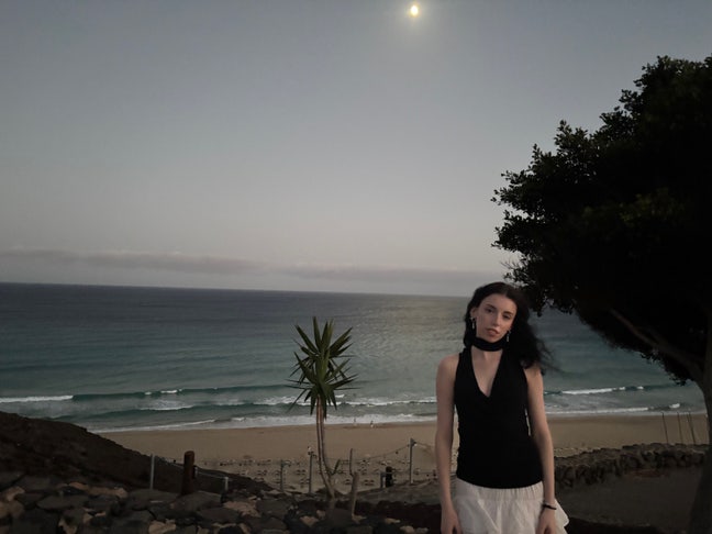 Hey, I’m Malou, I am an international stude... Main Photo