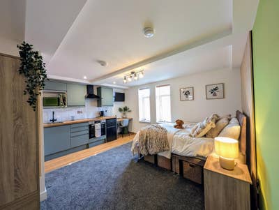 ✨Studio Room with Kitchenette & En-Suite Main Photo