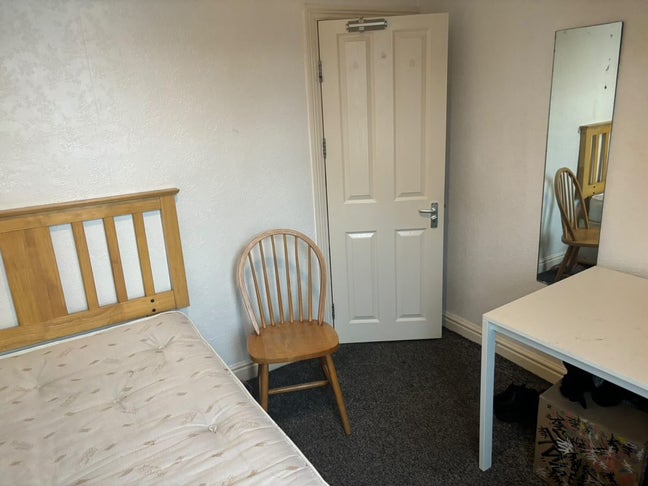 Room Available - Manchester Fallowfield  Main Photo