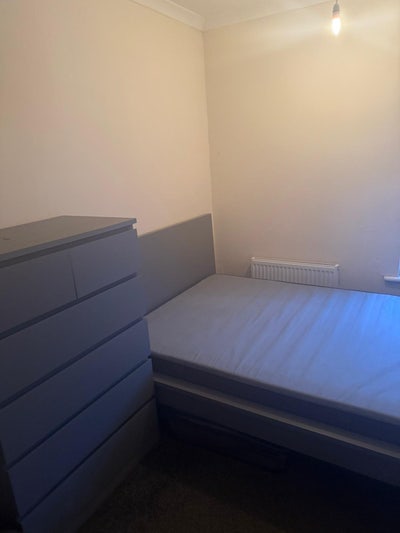 Double Room in Central Location  Main Photo