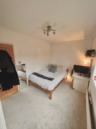 £975 pcm double room in East Putney available now Main Photo