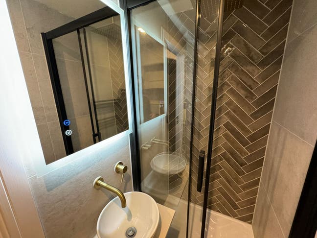 Ensuite Room All Bills Included - Beautiful Main Photo