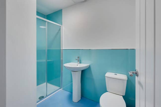 En-Suites Easy Access To Bristol Royal Infirmary  Main Photo