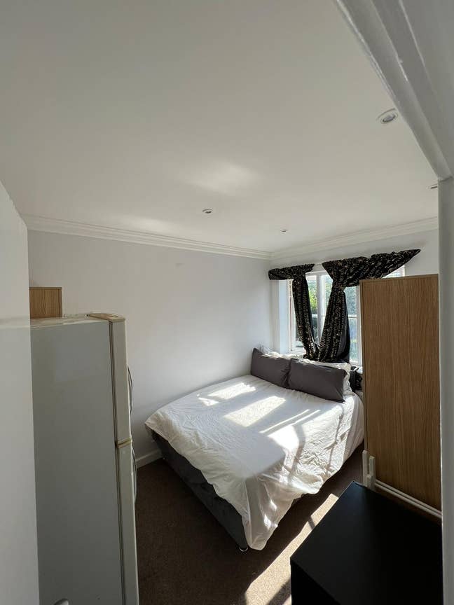 Double Room - Willesden Main Photo