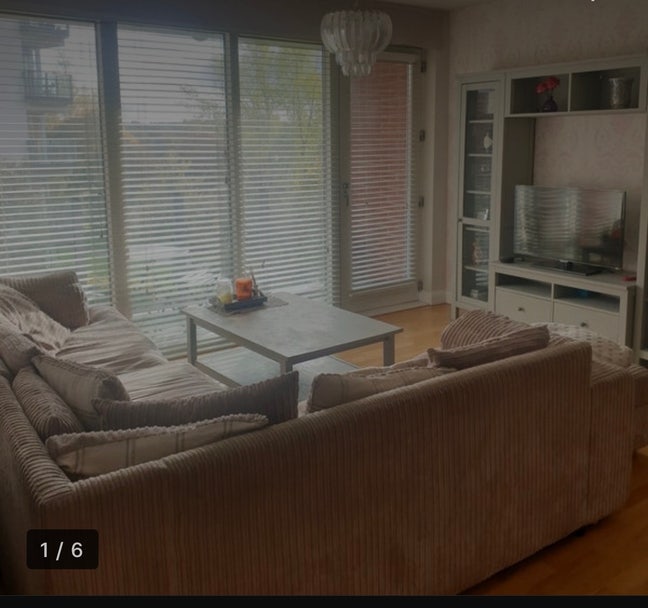 Double room in apartment  Main Photo