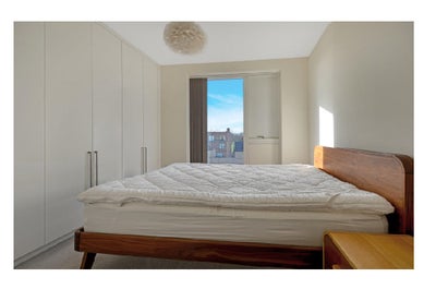 Available rooms in a shared house. Main Photo