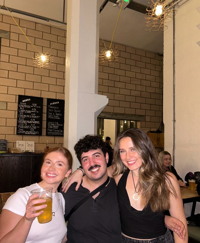  looking for a flat or buddy up in East Ldn Main Photo