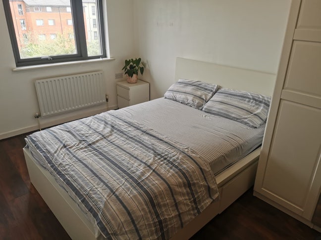 En suit room available Main Photo