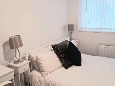 Spacious double room in roundhay  Main Photo