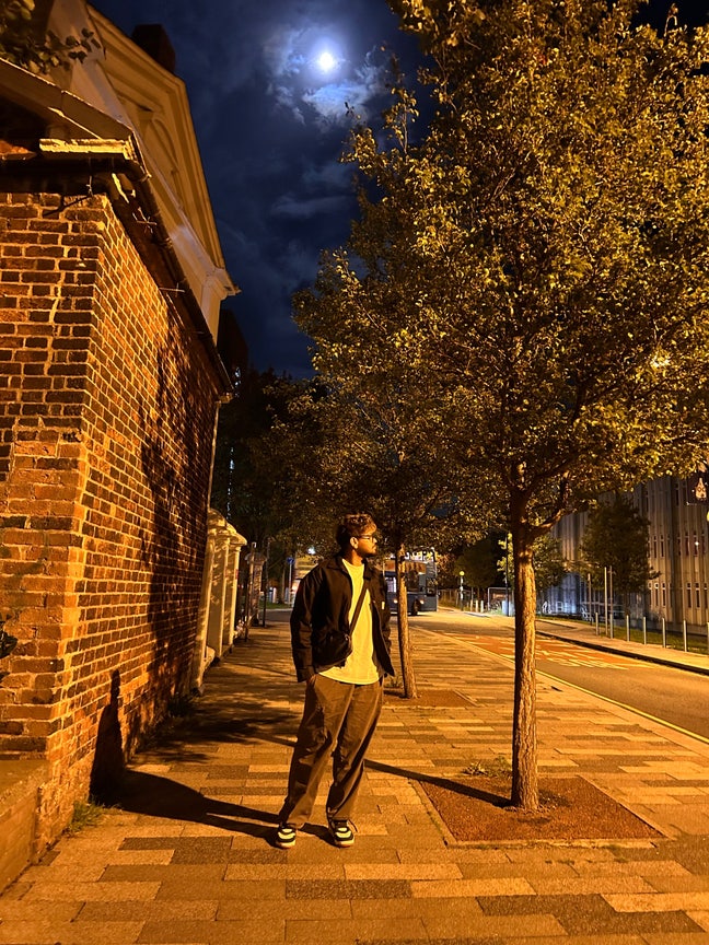 Looking for House/Flat to rent/share Main Photo