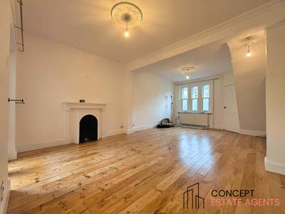 3 Bedroom Terraced House – Wimbledon, SW19 Main Photo