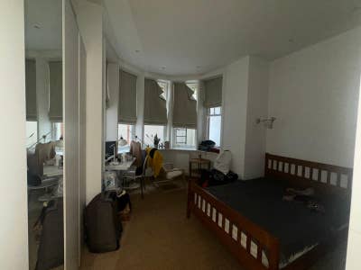 Hampstead-Free Studio for 12-15 Hrs Weekly Support Main Photo