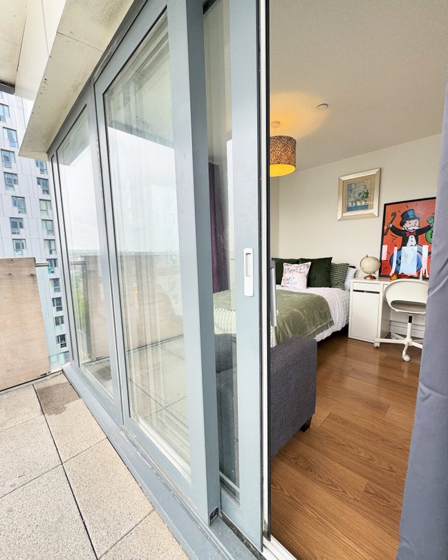 🔥Luxury balcony room | North Greenwich ALL IN  Main Photo