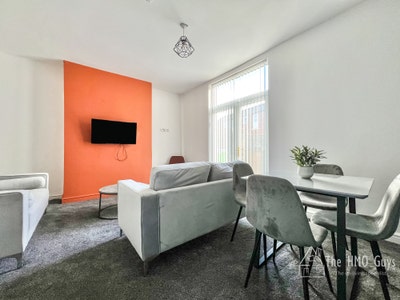 Brand New Ensuite Rooms - Designer HMO in Rochdale Main Photo