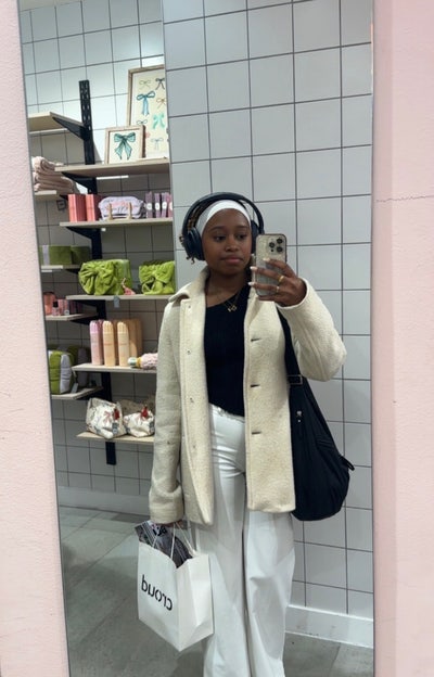 Looking for room with en-suite! (women only) Main Photo