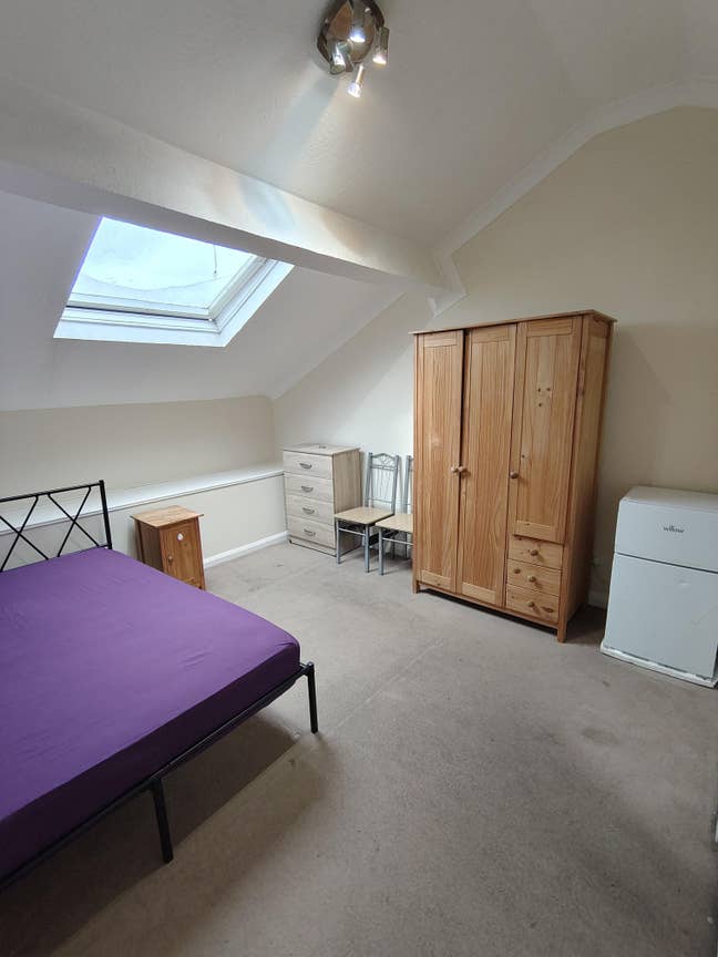 Beautiful Room in Stratford🏘️ Main Photo