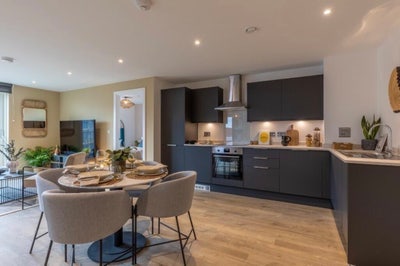 Flat Immediately available  Main Photo