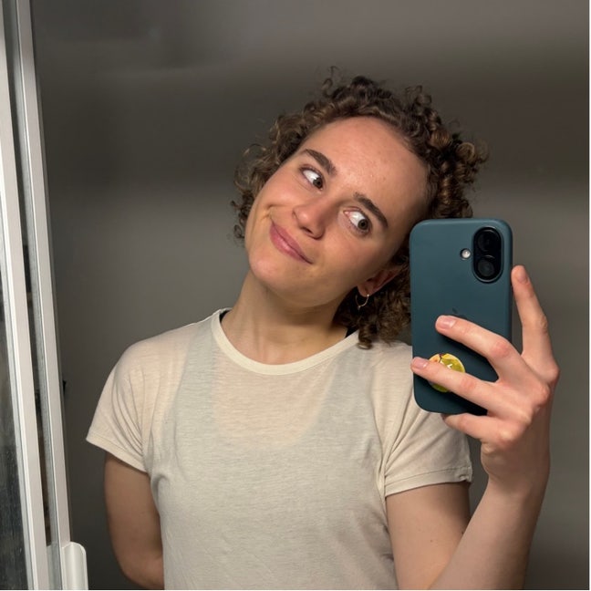 Student looking for a room: 02/26-06/26 Main Photo