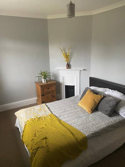 Double Room near Three bridges station Main Photo