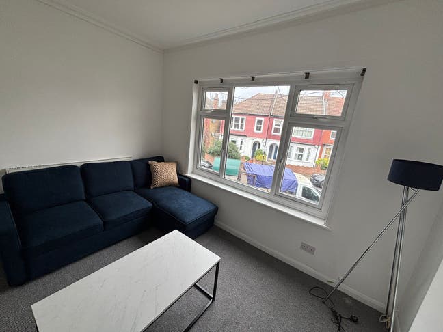 2 Bed Flat + Study and Garden, Balham, SW12  Main Photo